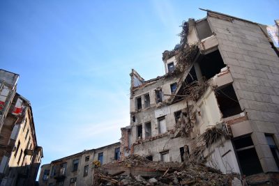 Image of Decommissioning and Demolition of a building.